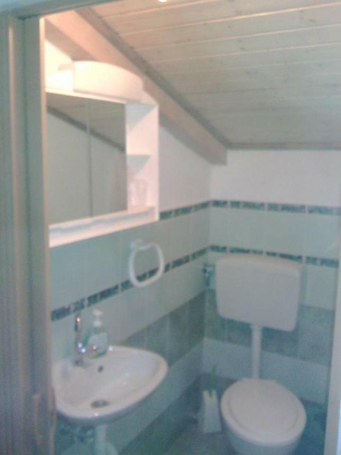 Apartment Anetica Cres Luaran gambar