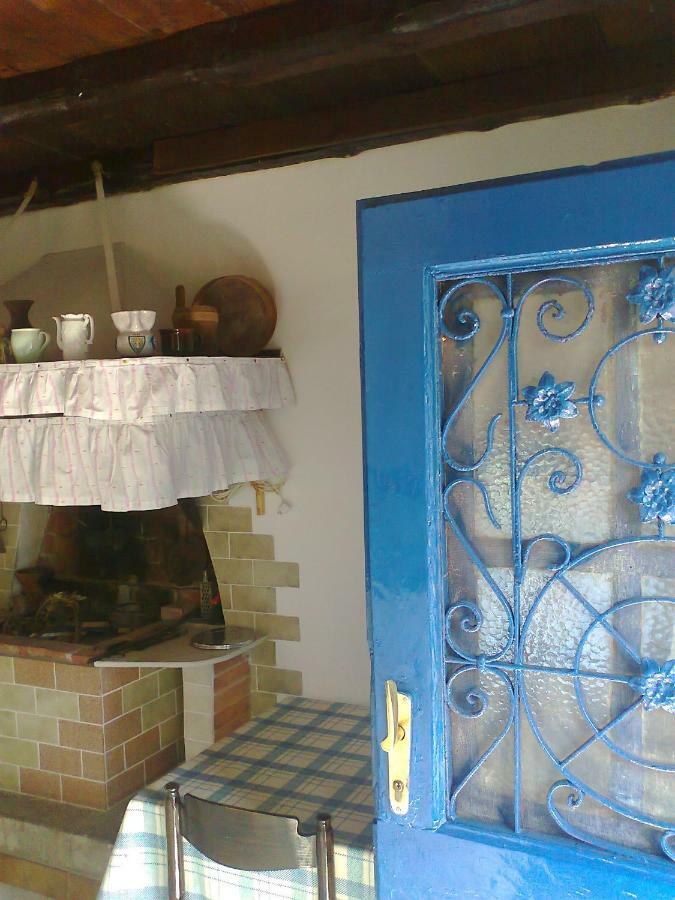 Apartment Anetica Cres Luaran gambar